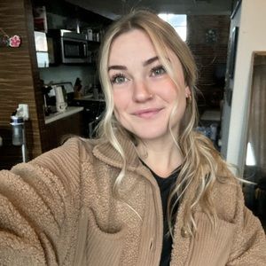 Meet your Posher, Connor